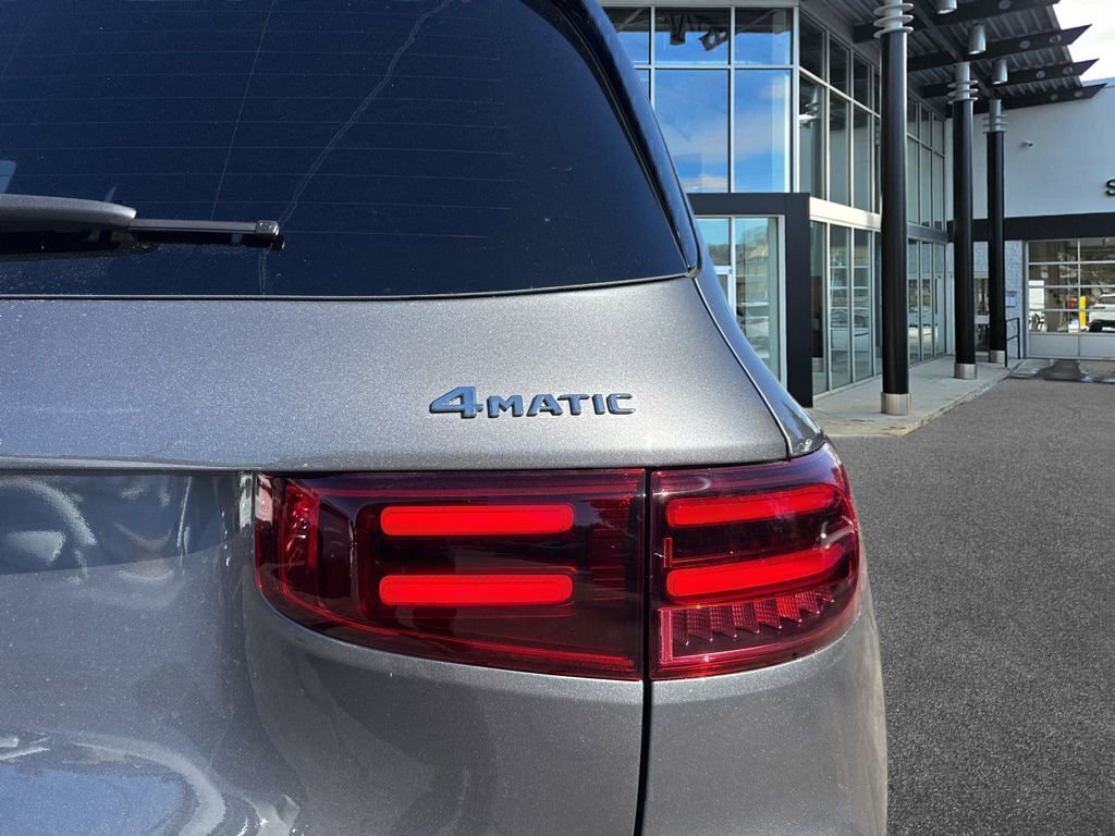 New 2026 Mercedes-Benz GLB 250 4MATIC image 8