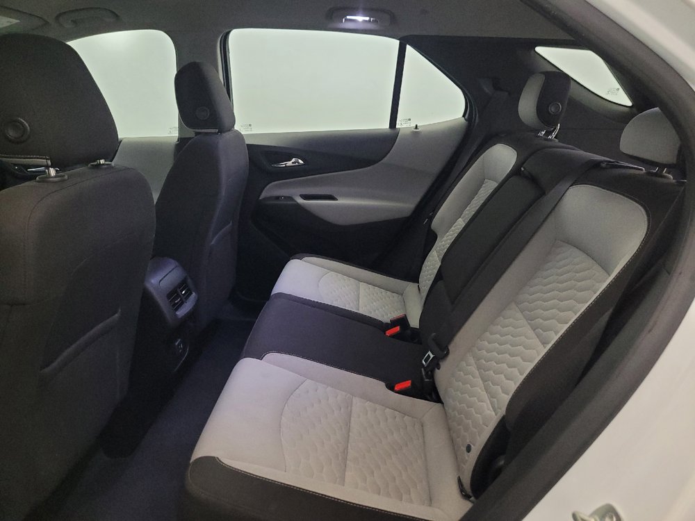 Used 2019 Chevrolet Equinox LS AWD/4WD image 18
