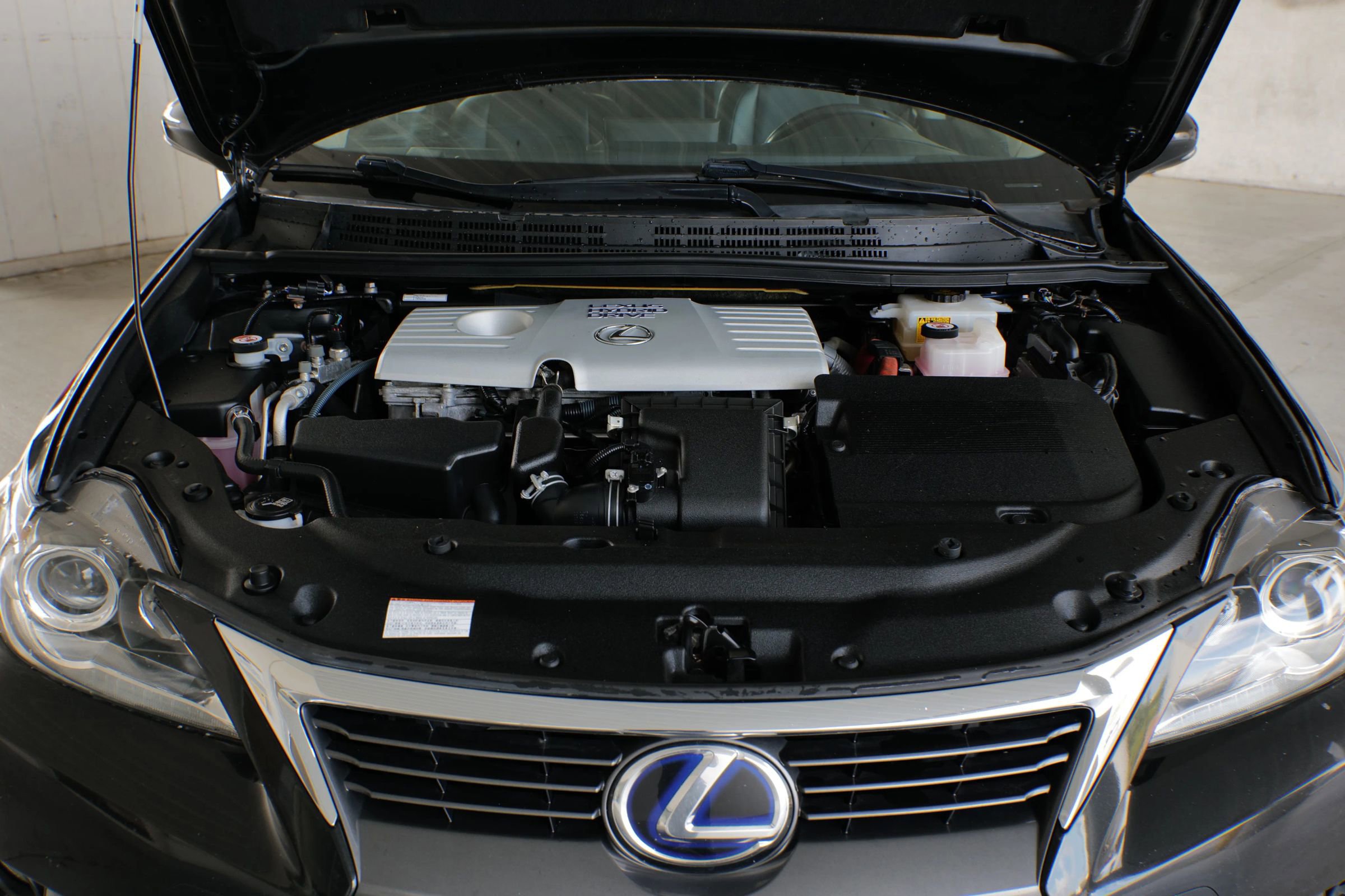 Used 2017 Lexus CT 200h image 32