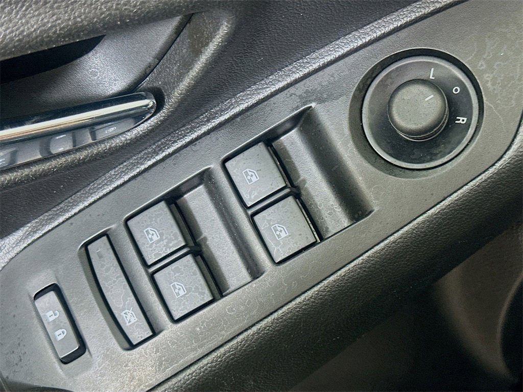 Used 2022 Chevrolet Trax LT w/ Midnight Edition image 20