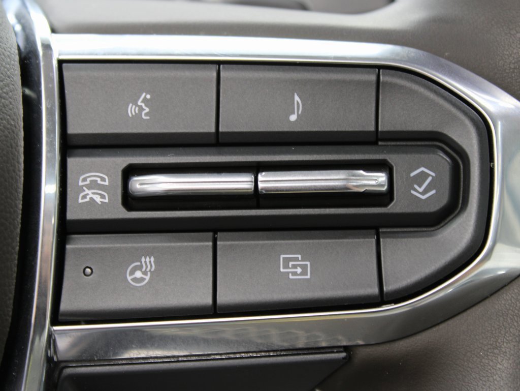 Used 2024 GMC Acadia Denali image 59