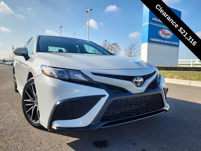 Used 2023 Toyota Camry SE image 11