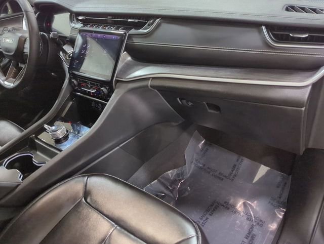 Used 2023 Jeep Grand Cherokee Limited image 28