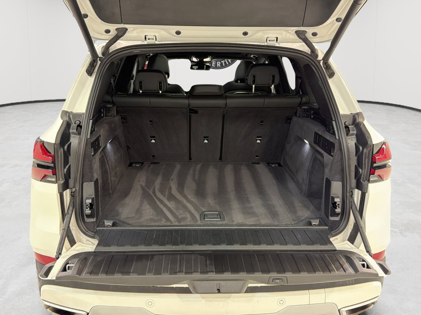 Used 2026 BMW X5 sDrive40i RWD image 25