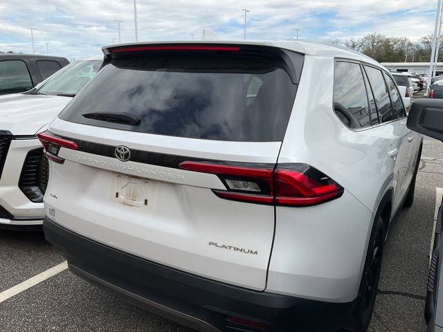 Used 2024 Toyota Grand Highlander Platinum image 5