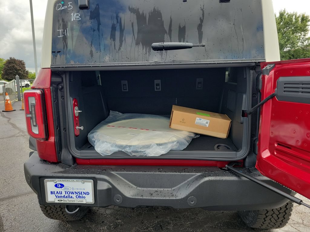 New 2026 Ford Bronco Outer Banks w/ Sasquatch Package AWD/4WD image 10