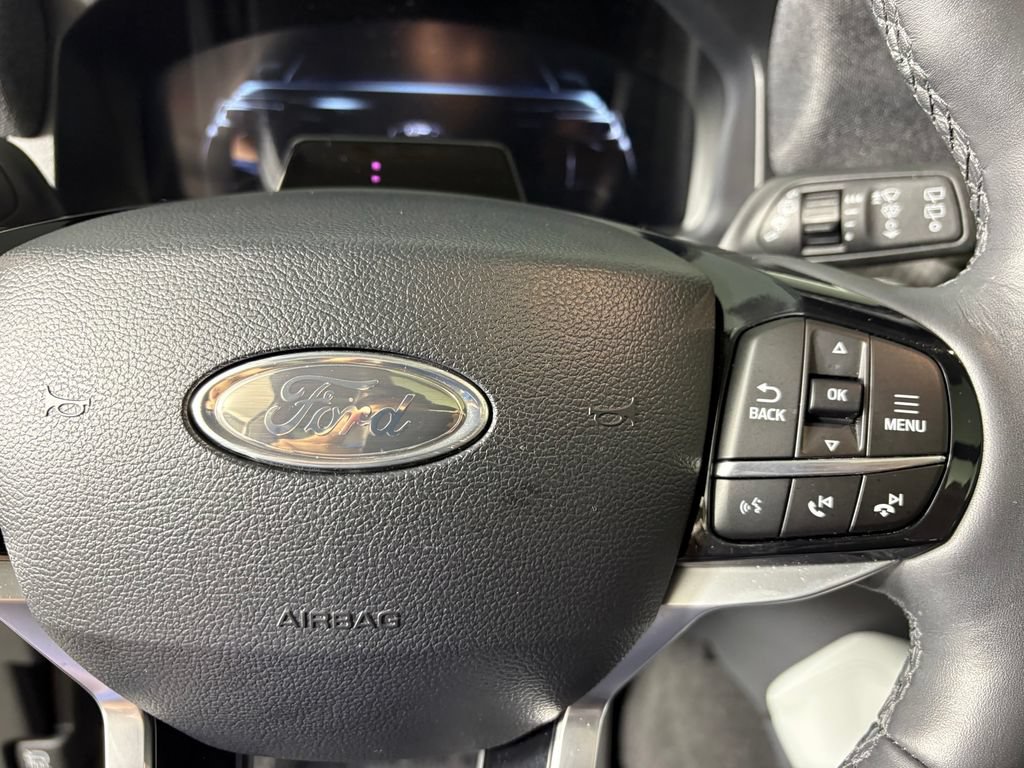 Certified 2025 Ford Explorer Platinum w/ Ultimate Package AWD/4WD image 22