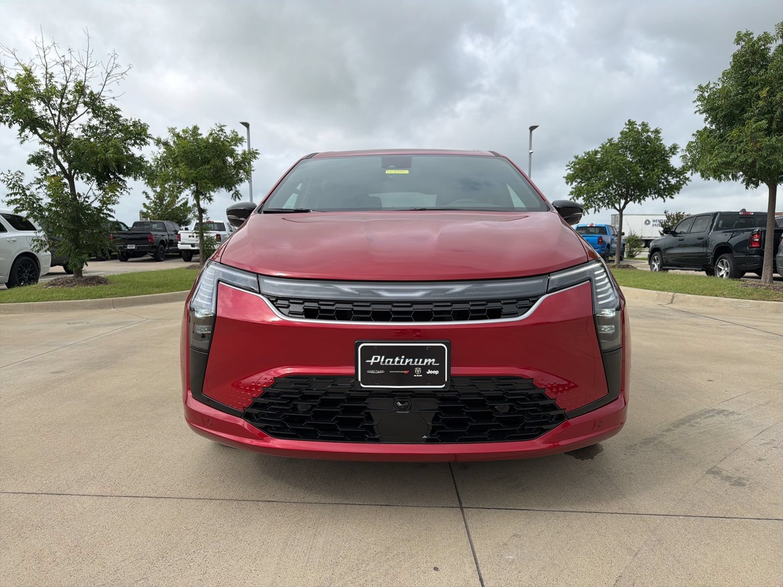 New 2027 Chrysler Pacifica Limited FWD image 9