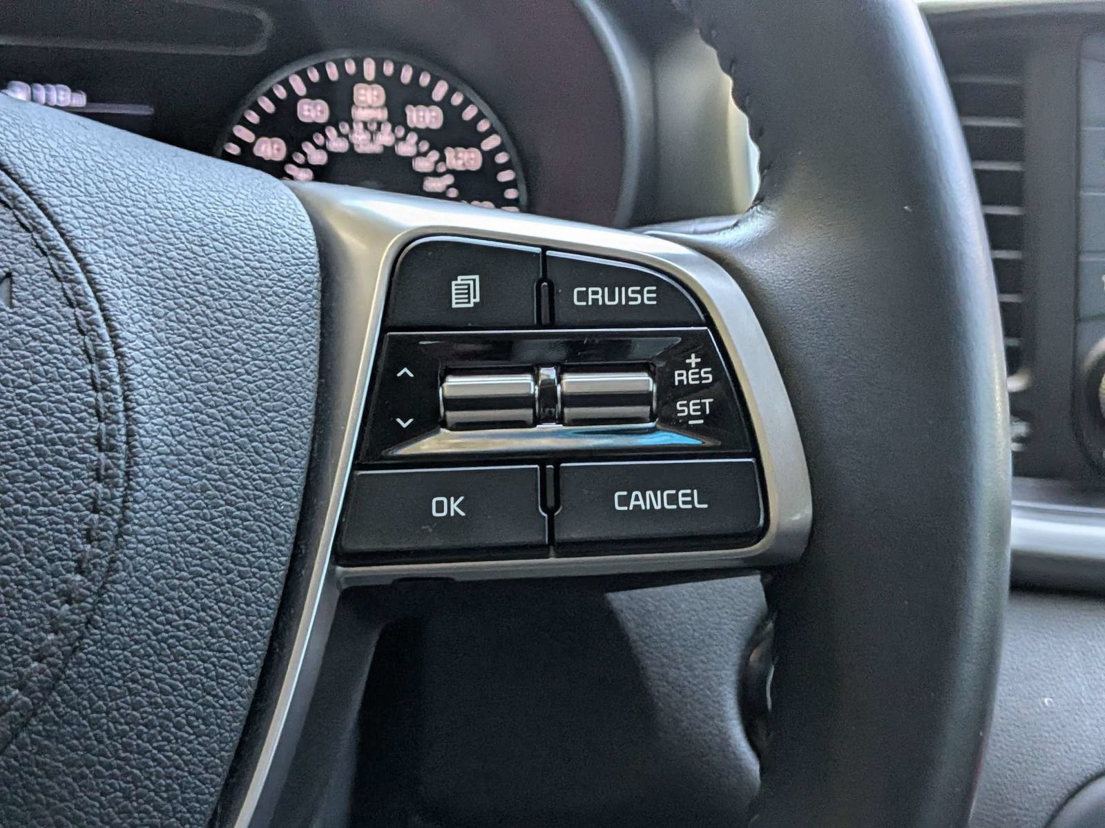 Used 2020 Kia Sorento S FWD image 24