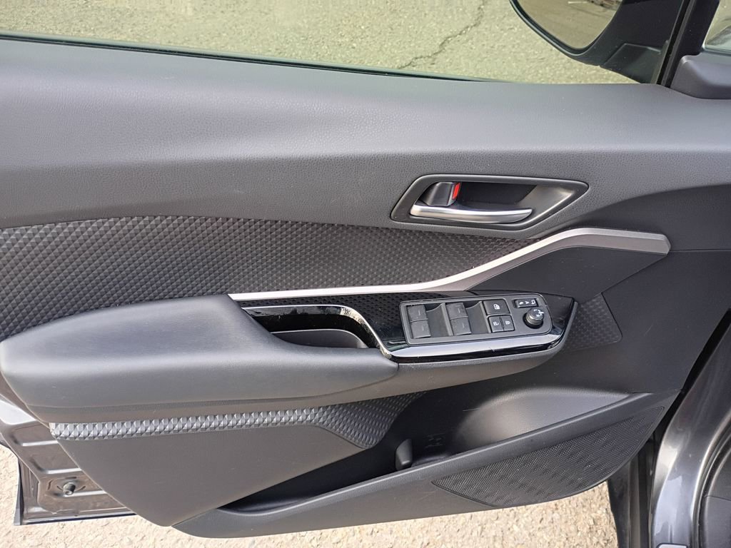 Used 2021 Toyota C-HR Nightshade image 11