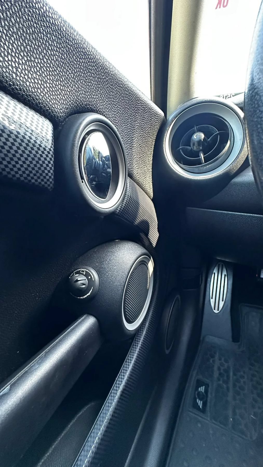 Used 2013 MINI Cooper S FWD image 30
