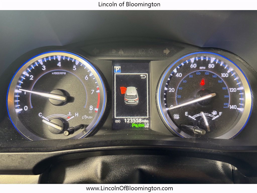 Used 2018 Toyota Highlander Limited Platinum AWD/4WD image 19
