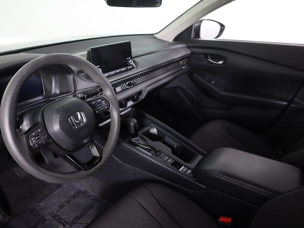 Used 2023 Honda Accord LX image 23