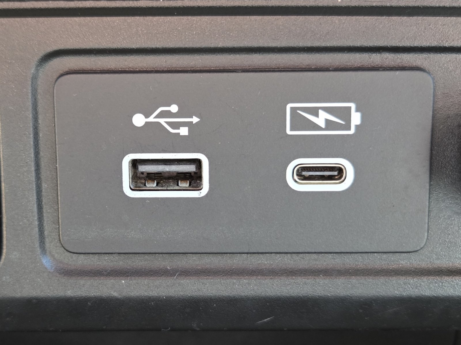 Certified 2023 Honda Pilot LX image 5