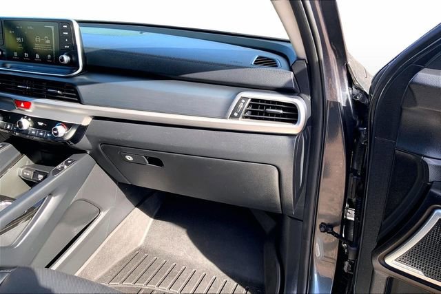 Used 2020 Kia Telluride S AWD/4WD image 16
