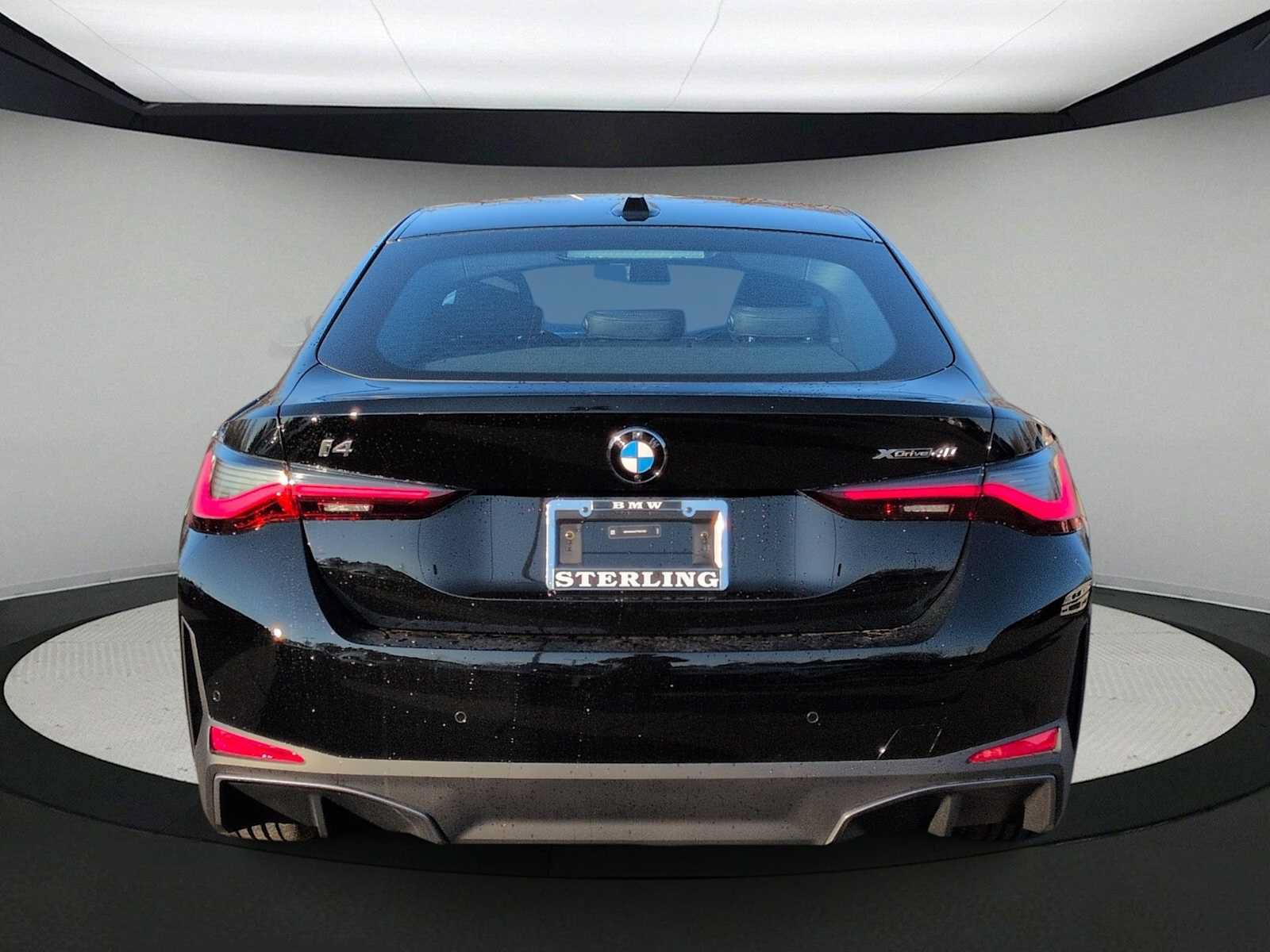 Used 2026 BMW i4 xDrive40i AWD/4WD image 7