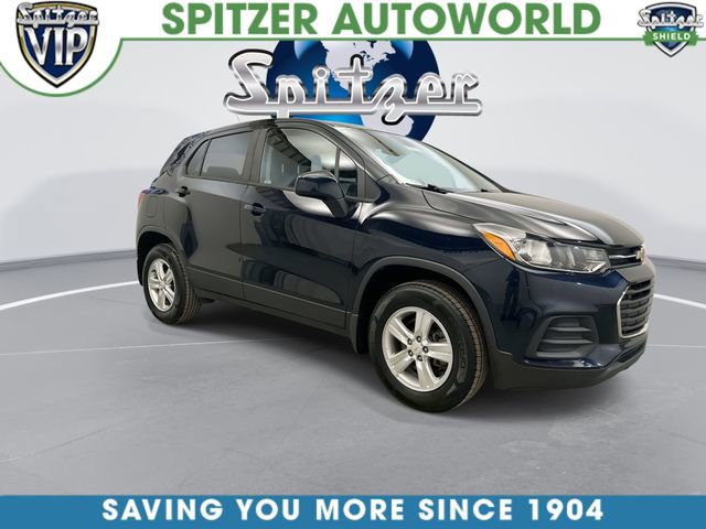 Used 2021 Chevrolet Trax LS w/ Tint and Cruise Package image 3