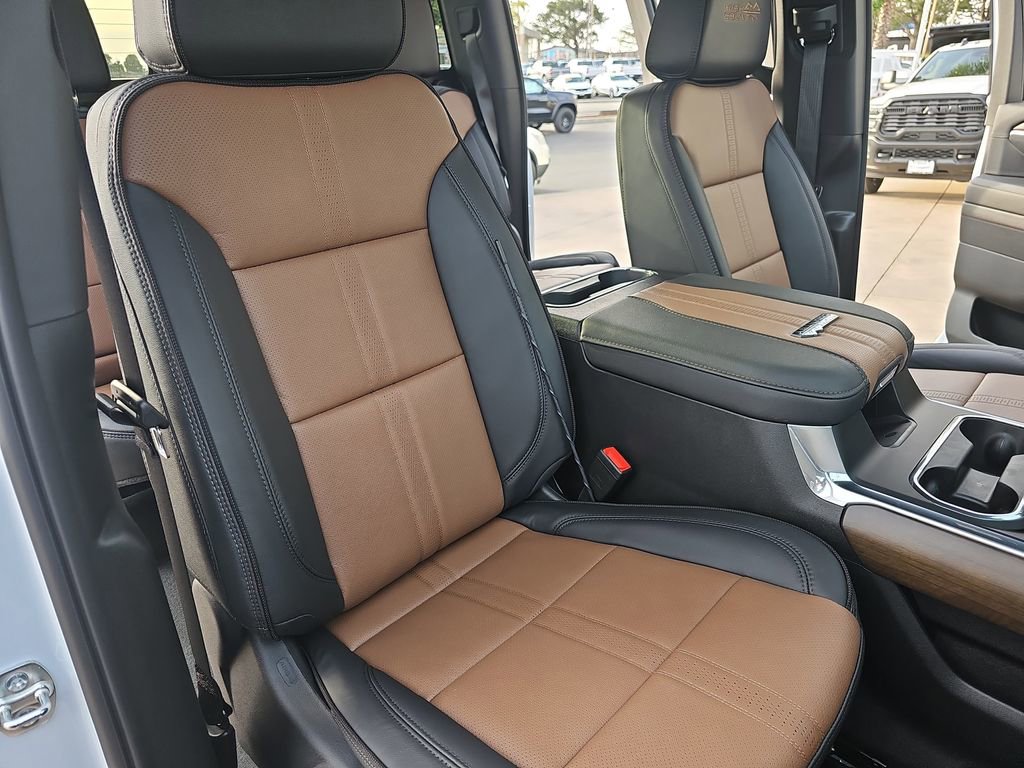 New 2026 Chevrolet Silverado 2500 High Country w/ High Country Premium Package image 10