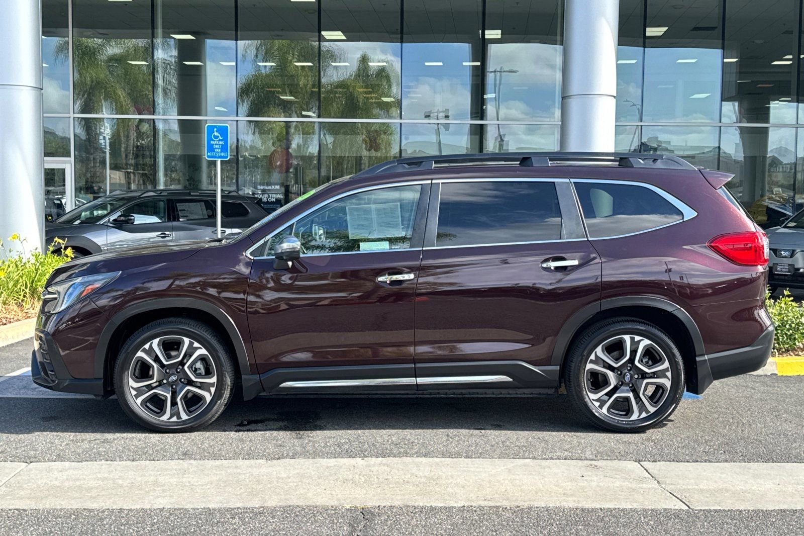 Certified 2023 Subaru Ascent Touring AWD/4WD image 9