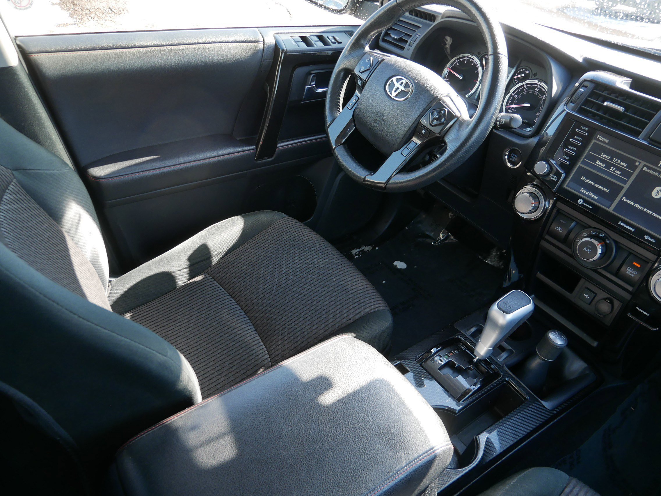 Used 2021 Toyota 4Runner TRD Off-Road image 9