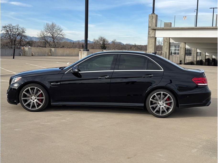 Used 2014 Mercedes-Benz E 63 AMG S-Model image 4