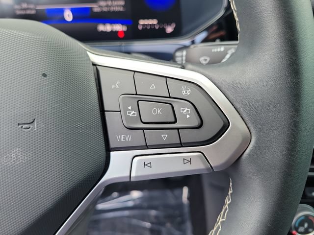 Certified 2023 Volkswagen Taos SE FWD image 21