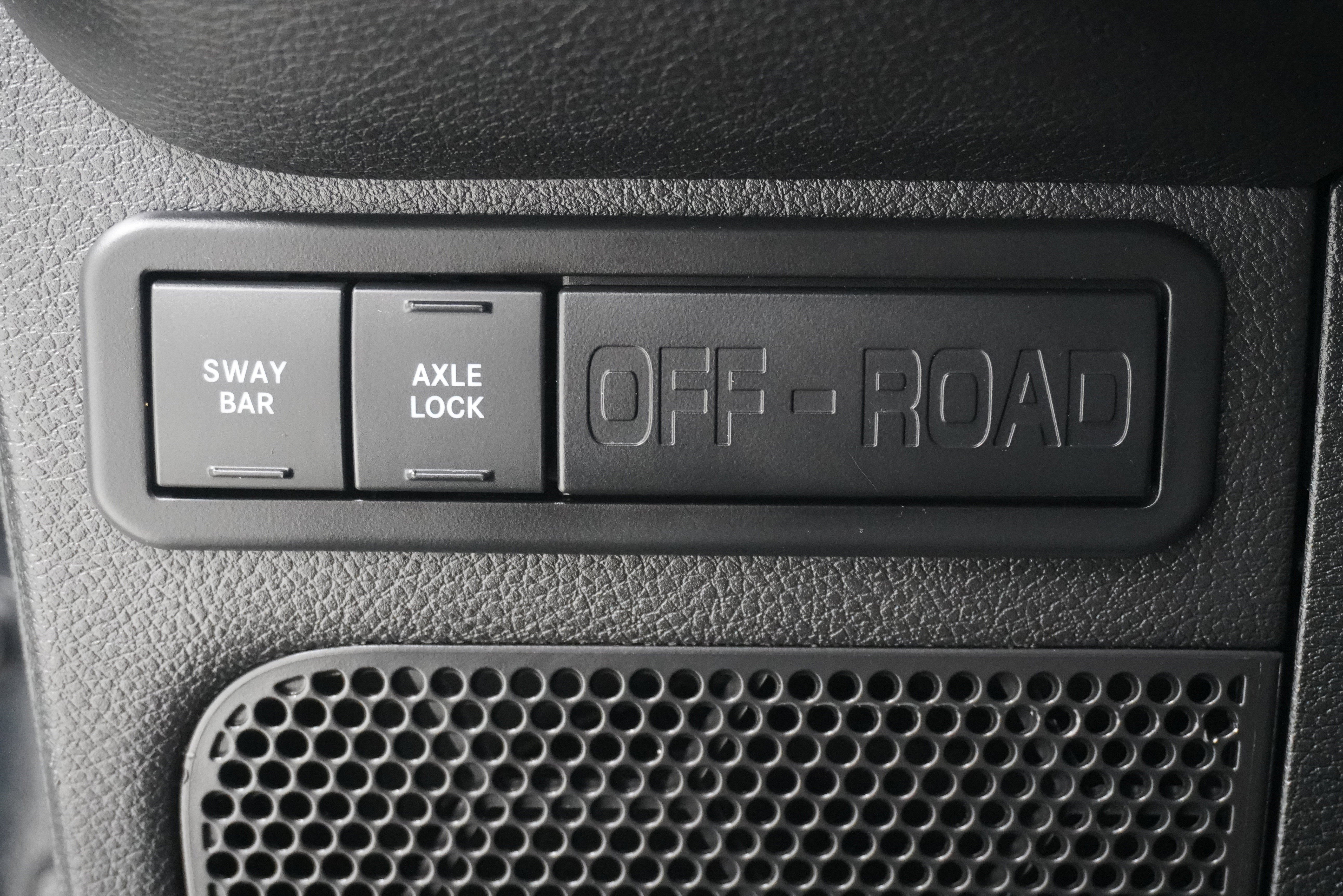 Used 2016 Jeep Wrangler Unlimited Rubicon w/ Connectivity Group AWD/4WD image 20