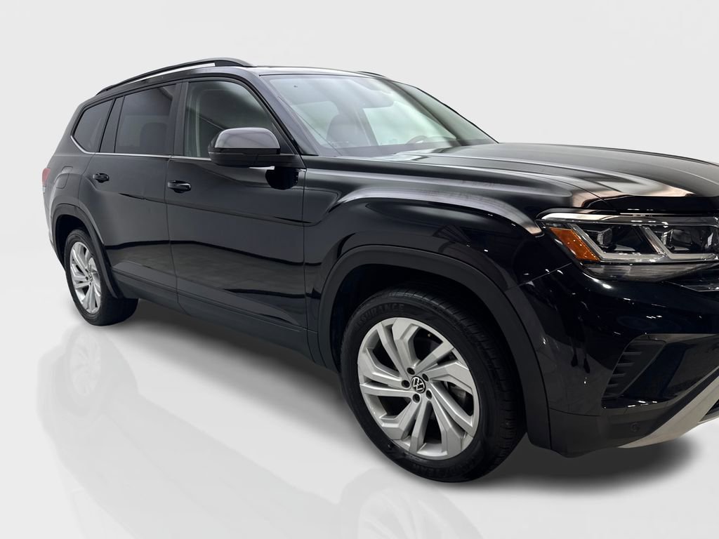 Used 2022 Volkswagen Atlas SE w/ Panoramic Sunroof Package FWD image 12