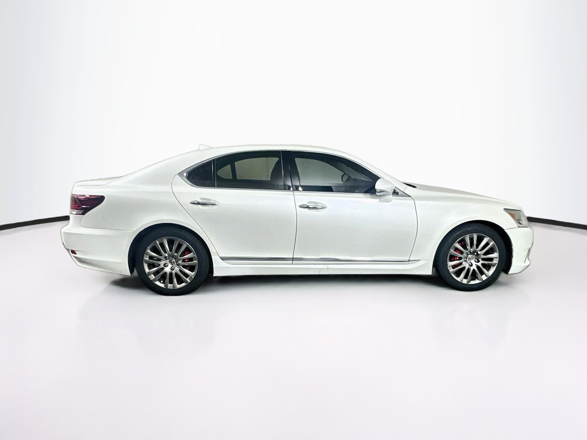Used 2014 Lexus LS 460 w/ Comfort Package RWD image 10