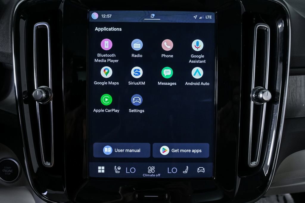 Certified 2024 Volvo XC40 B5 Plus w/ Protection Package Premier image 16