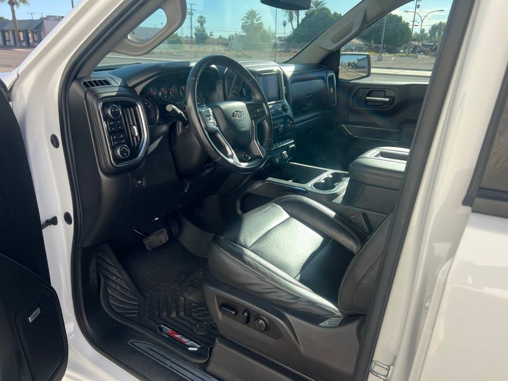 Used 2020 Chevrolet Silverado 1500 LT Trail Boss AWD/4WD image 9