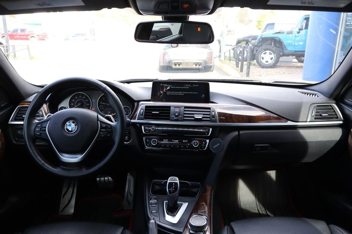 Used 2016 BMW 340i xDrive Sedan AWD/4WD image 14
