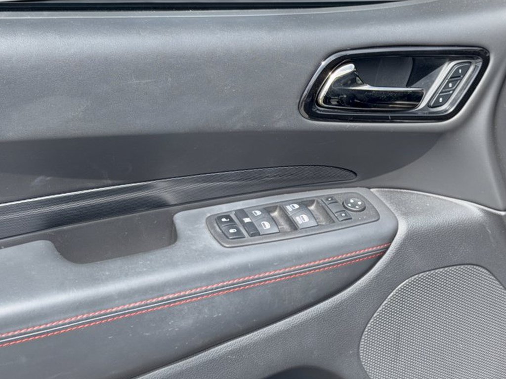 Used 2023 Dodge Durango GT RWD image 15