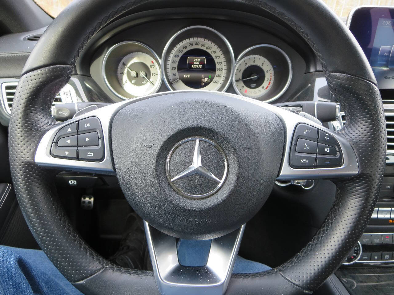 Used 2016 Mercedes-Benz CLS 400 CLS 400 4MATIC AWD 4dr Sedan image 32