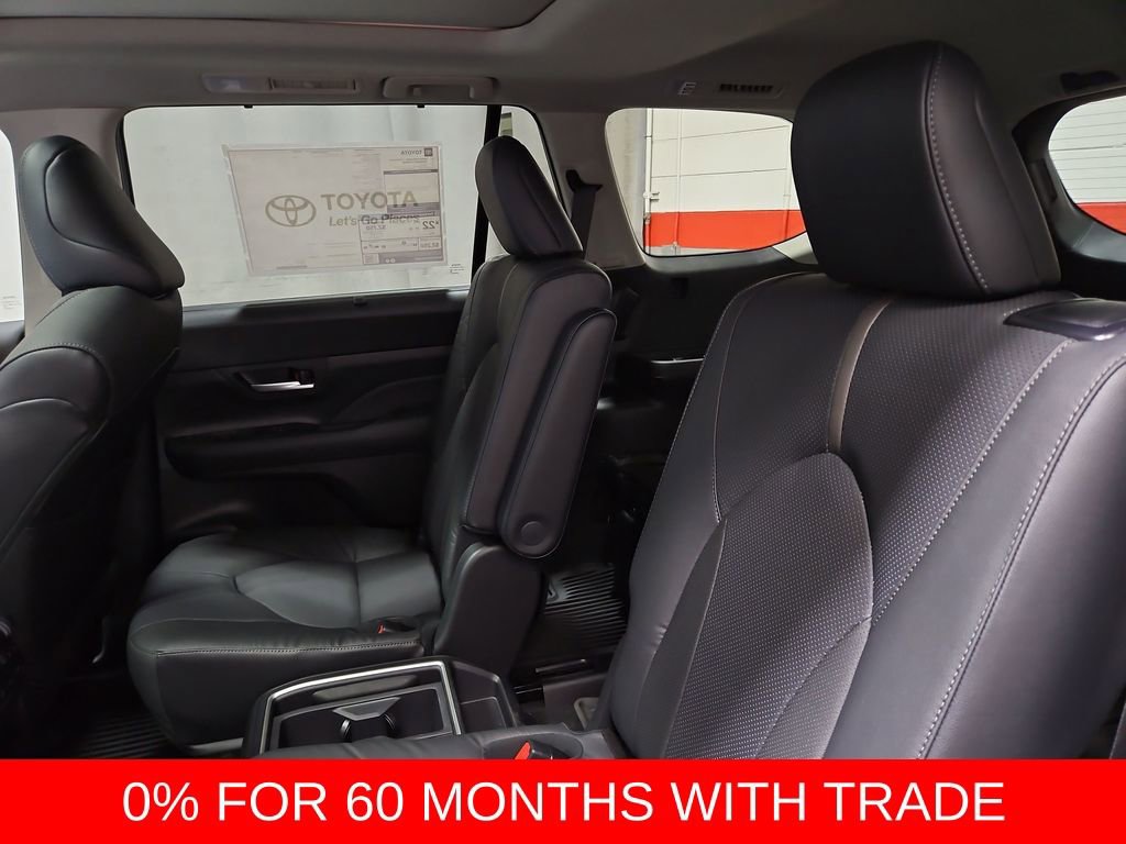 New 2026 Toyota Grand Highlander Platinum image 24