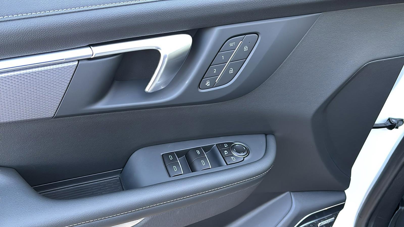 New 2026 Buick Enclave Sport Touring w/ Power Package image 25