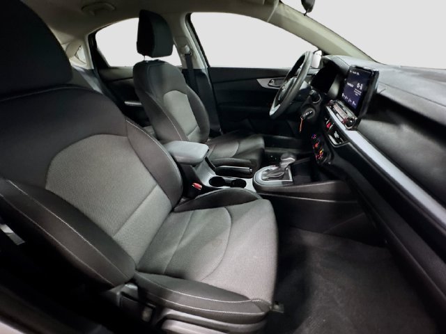 Certified 2023 Kia Forte LXS w/ LXS Technology Package FWD image 26