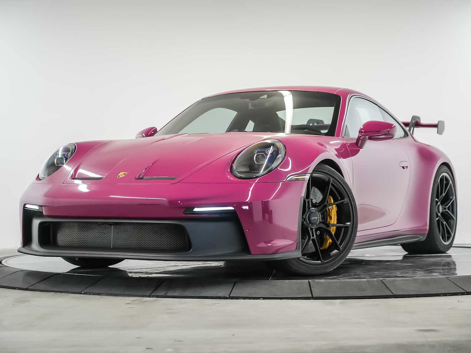 Certified 2022 Porsche 911 GT3 RWD image 1