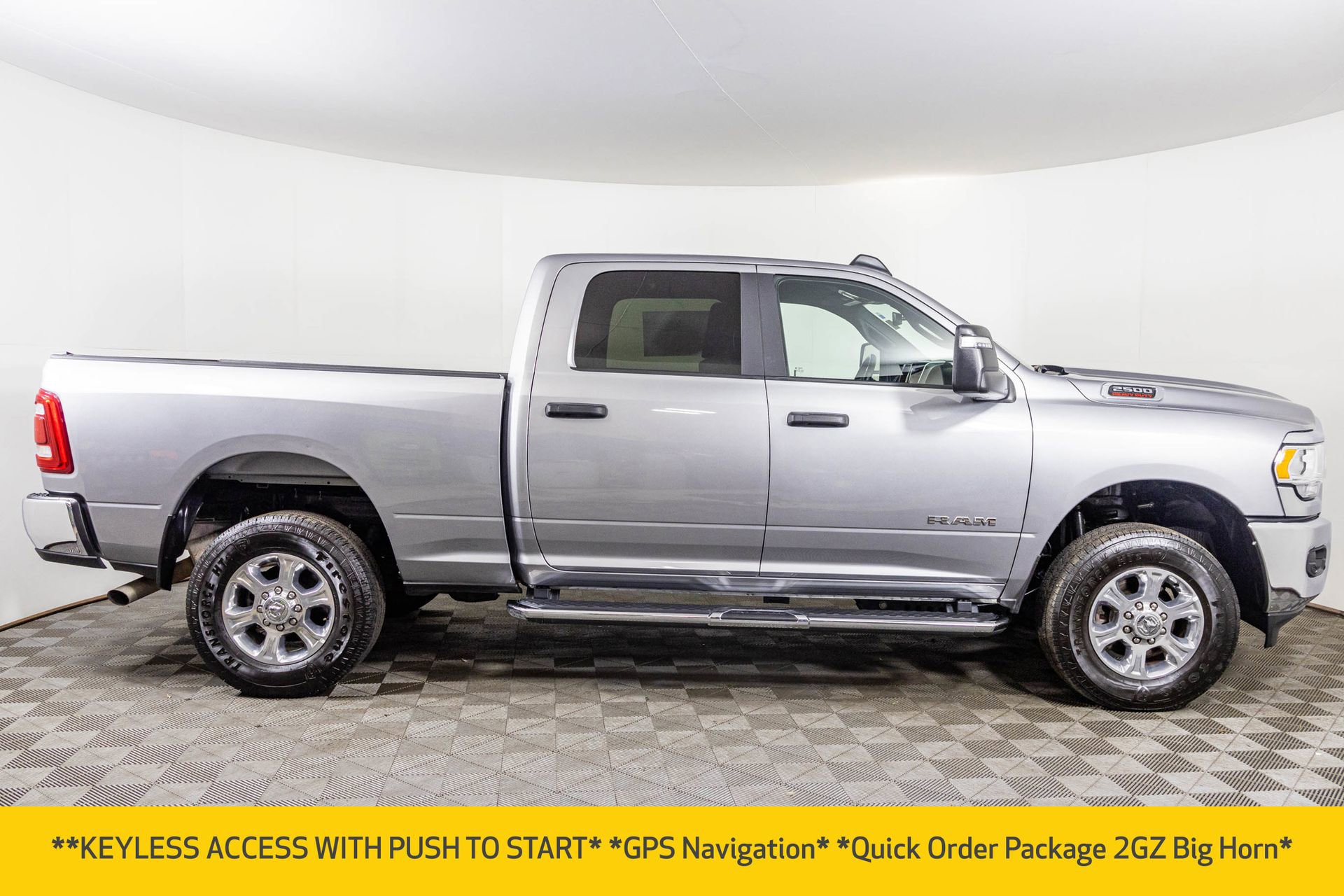 Used 2024 RAM 2500 Big Horn w/ Safety Group image 9