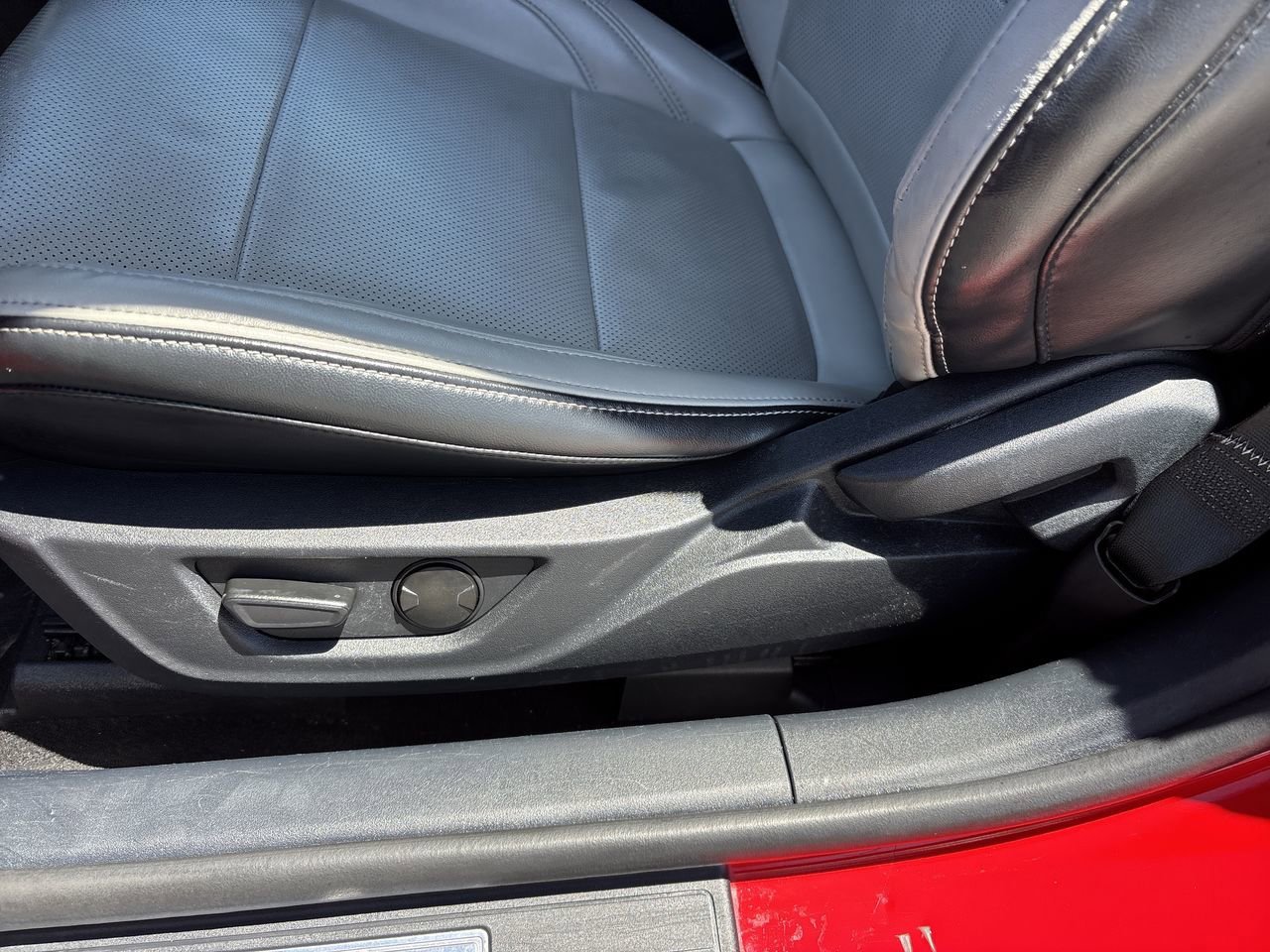 Certified 2024 Ford Mustang Premium RWD image 19