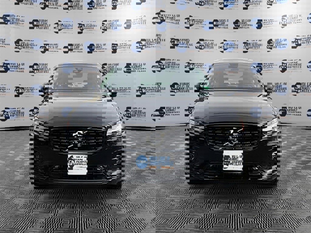 Certified 2024 Volvo S60 B5 Core image 8