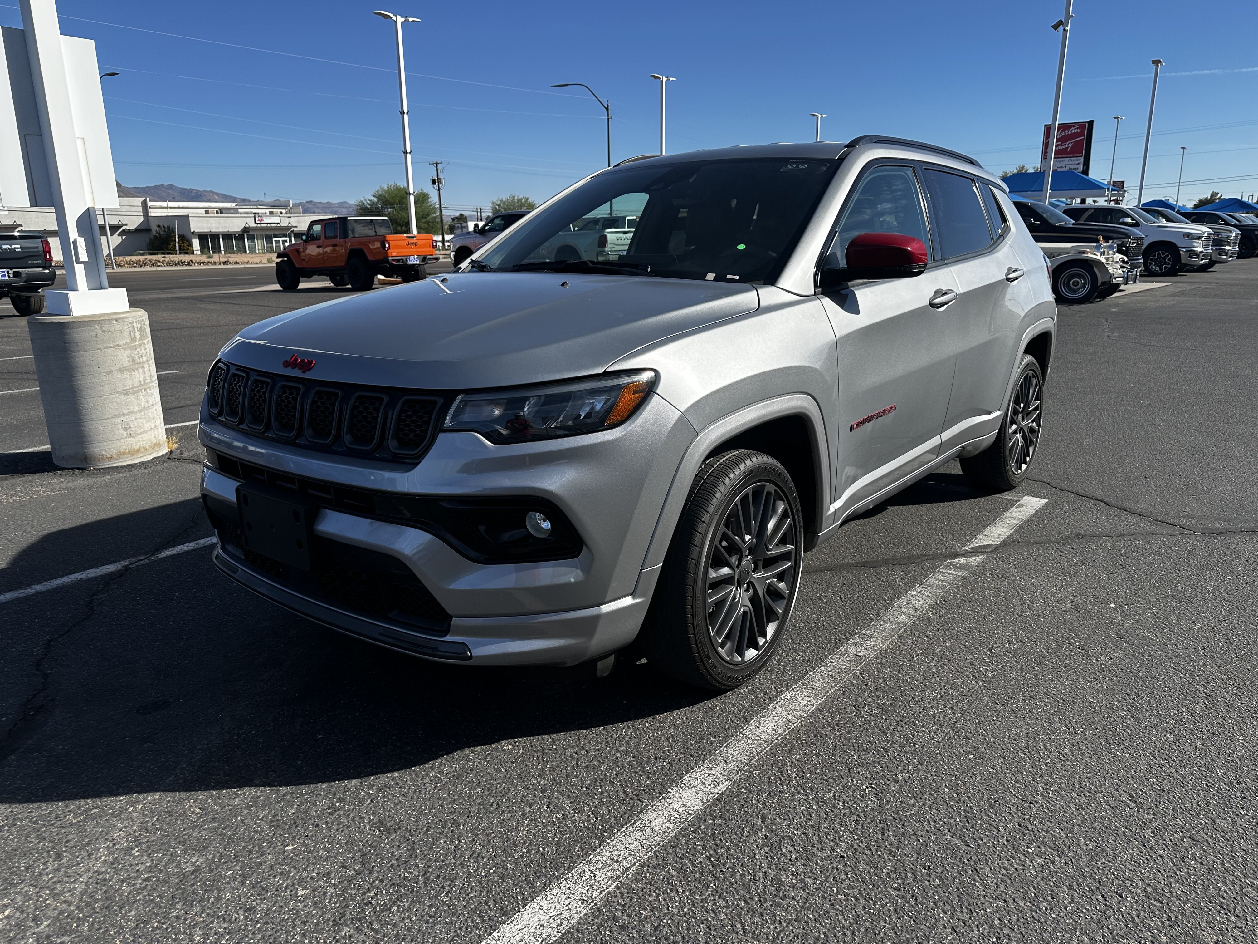 Used 2023 Jeep Compass Limited AWD/4WD image 8
