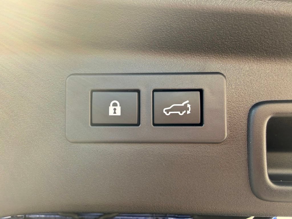 Used 2026 Subaru Outback Touring AWD/4WD image 31