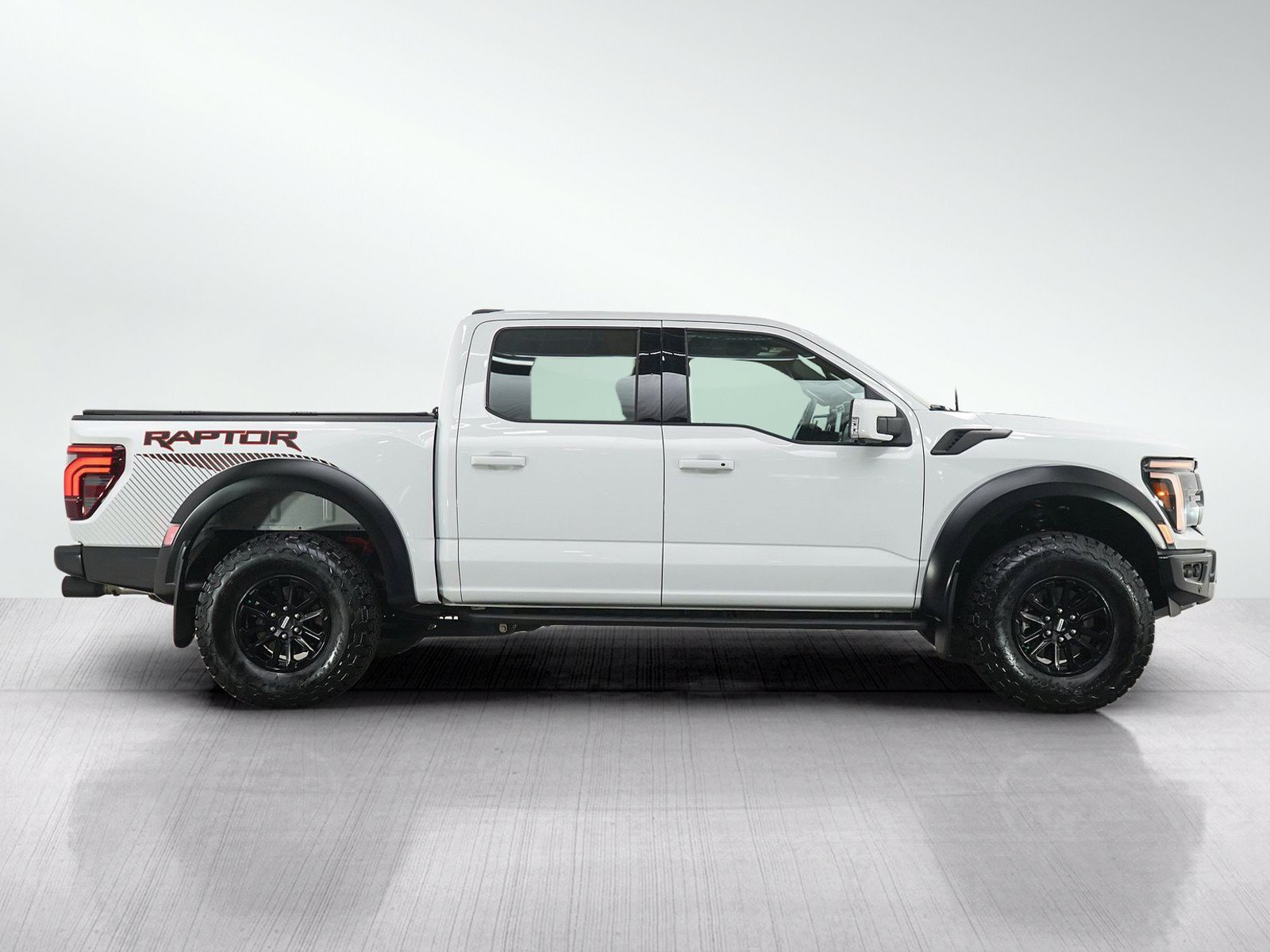 Used 2024 Ford F150 Raptor AWD/4WD image 6