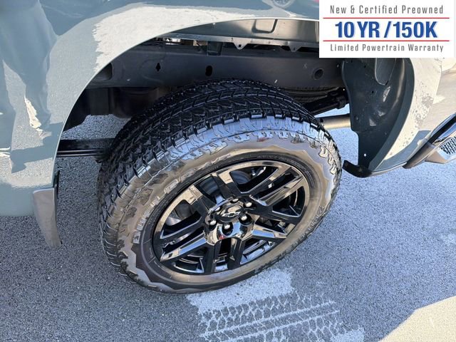 Used 2025 Chevrolet Silverado 1500 LT Trail Boss w/ Convenience Package II image 12
