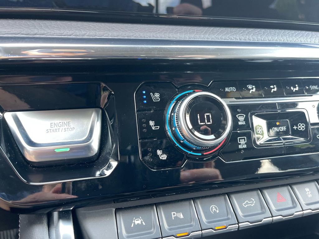 Used 2024 GMC Sierra 1500 Denali w/ Denali Reserve Package image 24