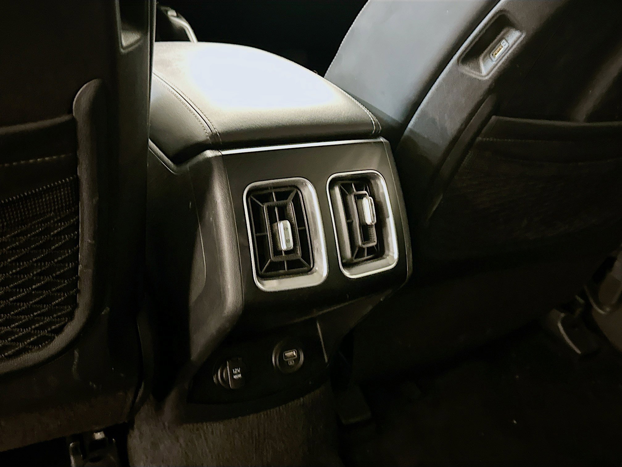 Used 2023 Kia Sorento S AWD/4WD image 28