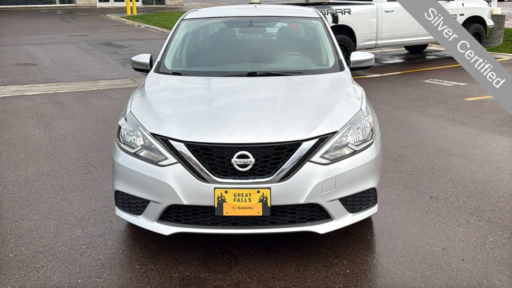 Used 2016 Nissan Sentra SV FWD image 2