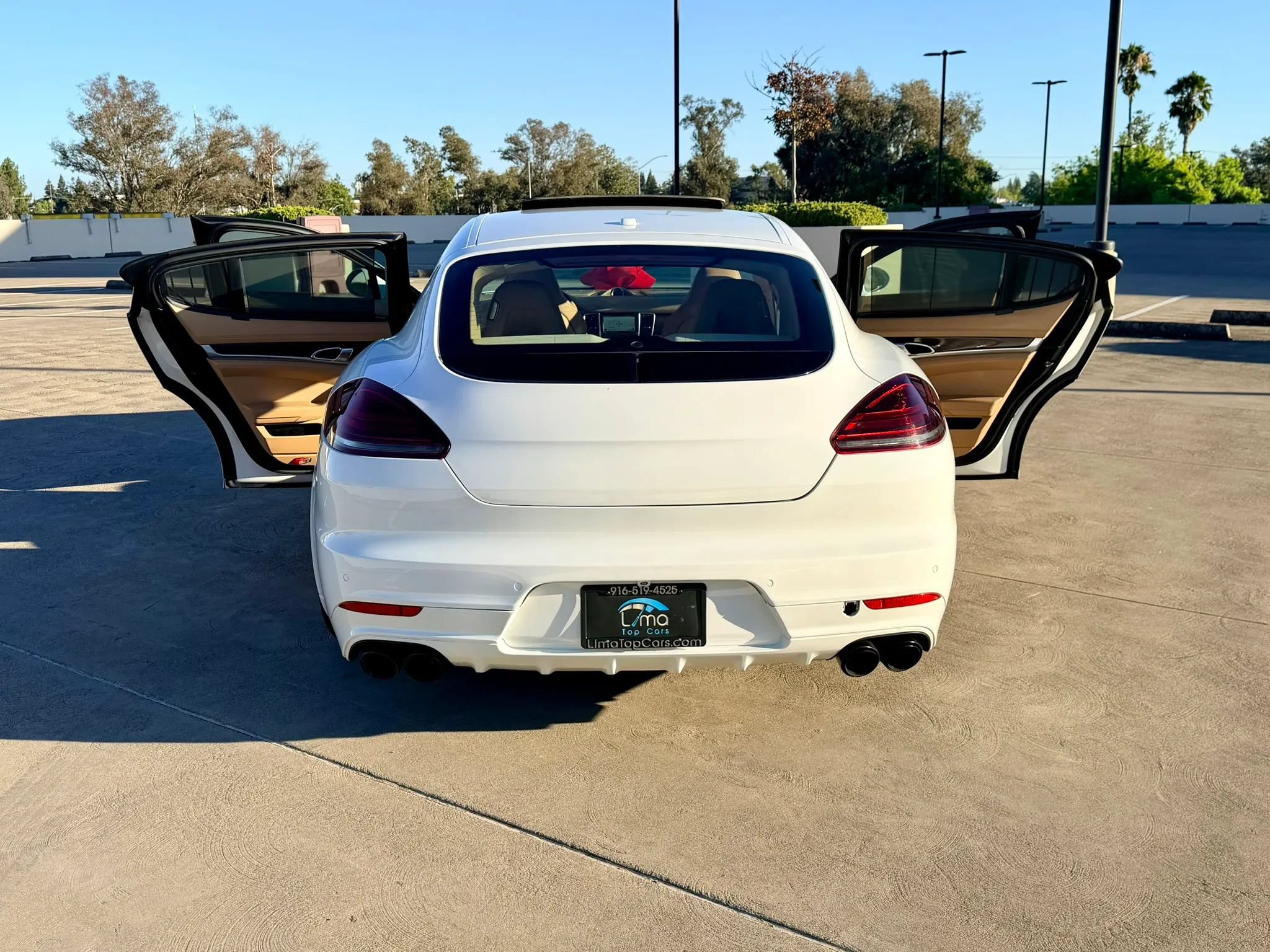Used 2015 Porsche Panamera GTS AWD/4WD image 83