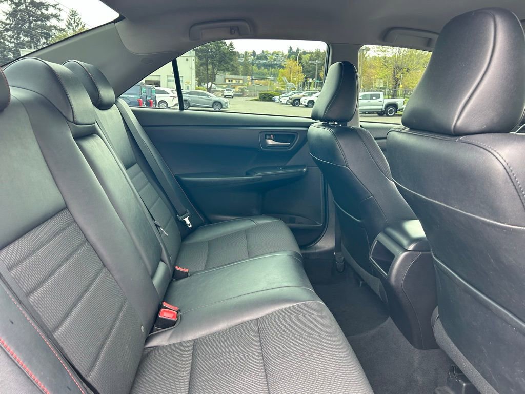 Certified 2016 Toyota Camry SE FWD image 14
